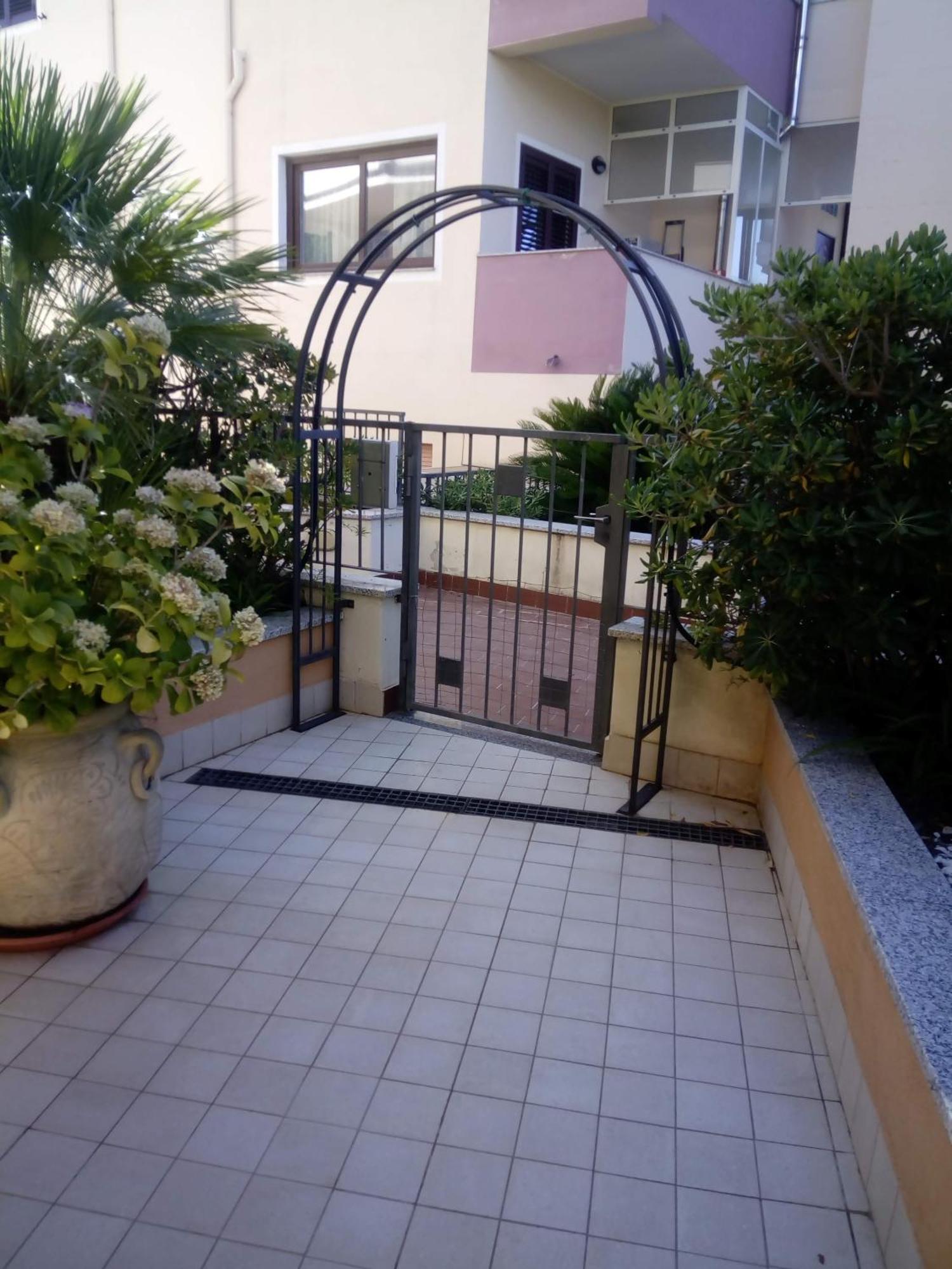 Casa Al Mare Con Giardino Villa Алгеро Екстериор снимка